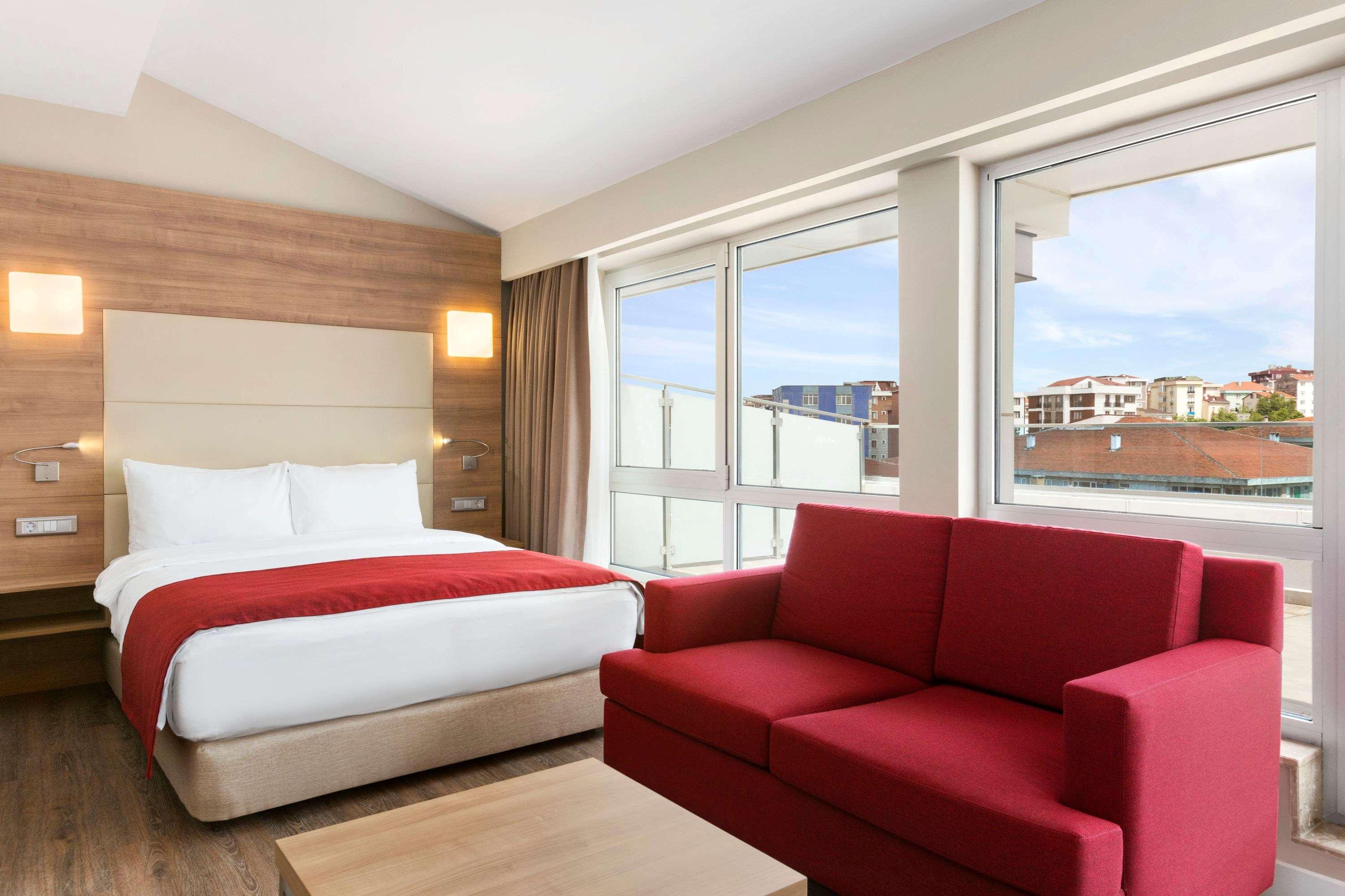 Ramada Encore Istanbul Kartal Ngoại thất bức ảnh