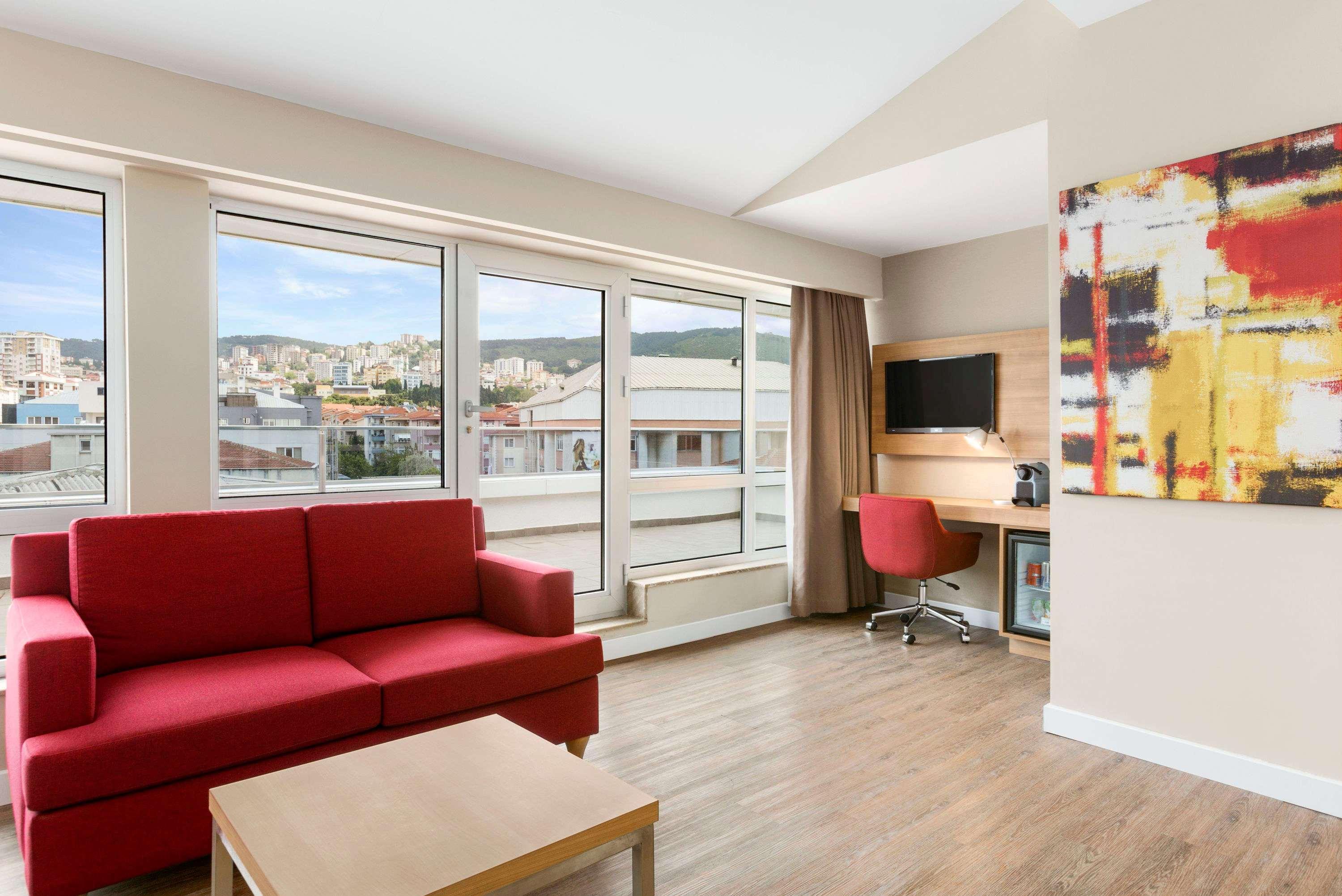 Ramada Encore Istanbul Kartal Ngoại thất bức ảnh