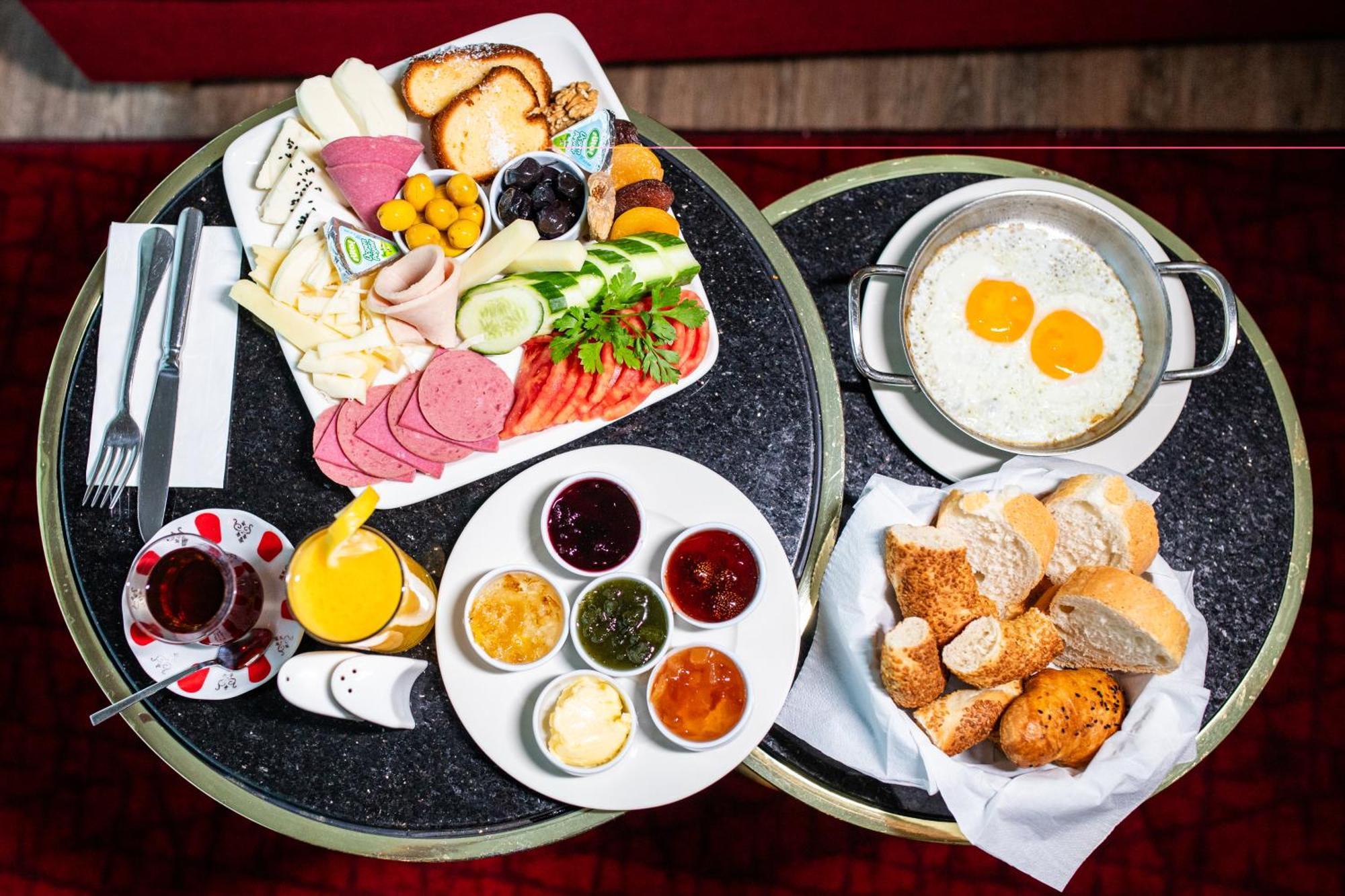 Ramada Encore Istanbul Kartal Ngoại thất bức ảnh