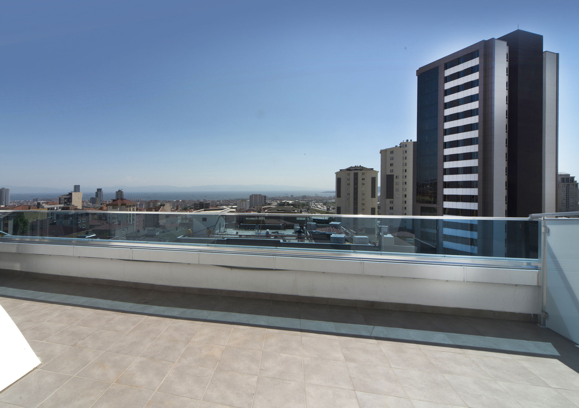 Ramada Encore Istanbul Kartal Ngoại thất bức ảnh