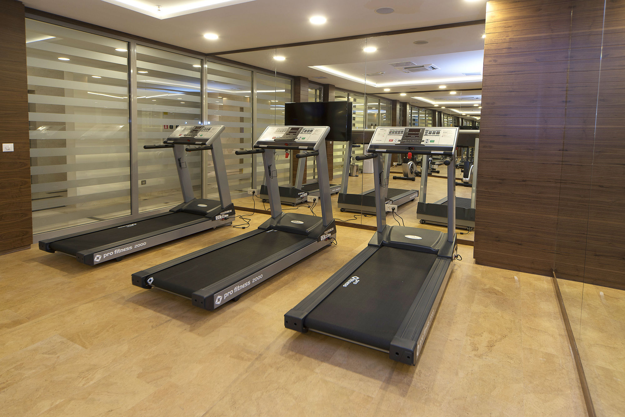 Ramada Encore Istanbul Kartal Ngoại thất bức ảnh